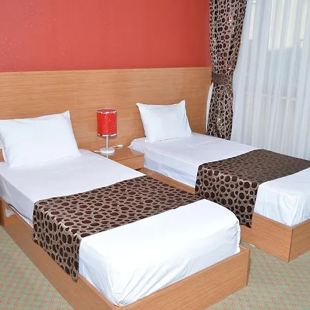 Airport Stop Over Suites Hotel