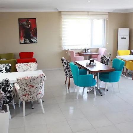 Airport Stop Over Suites Hotel